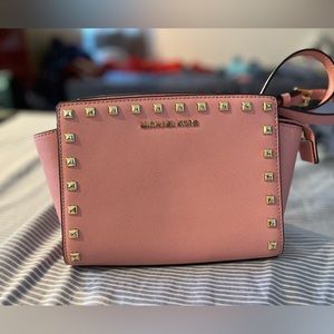 Michael Kors Selma Studded Medium Leather Crossbody in Pale Pink $248